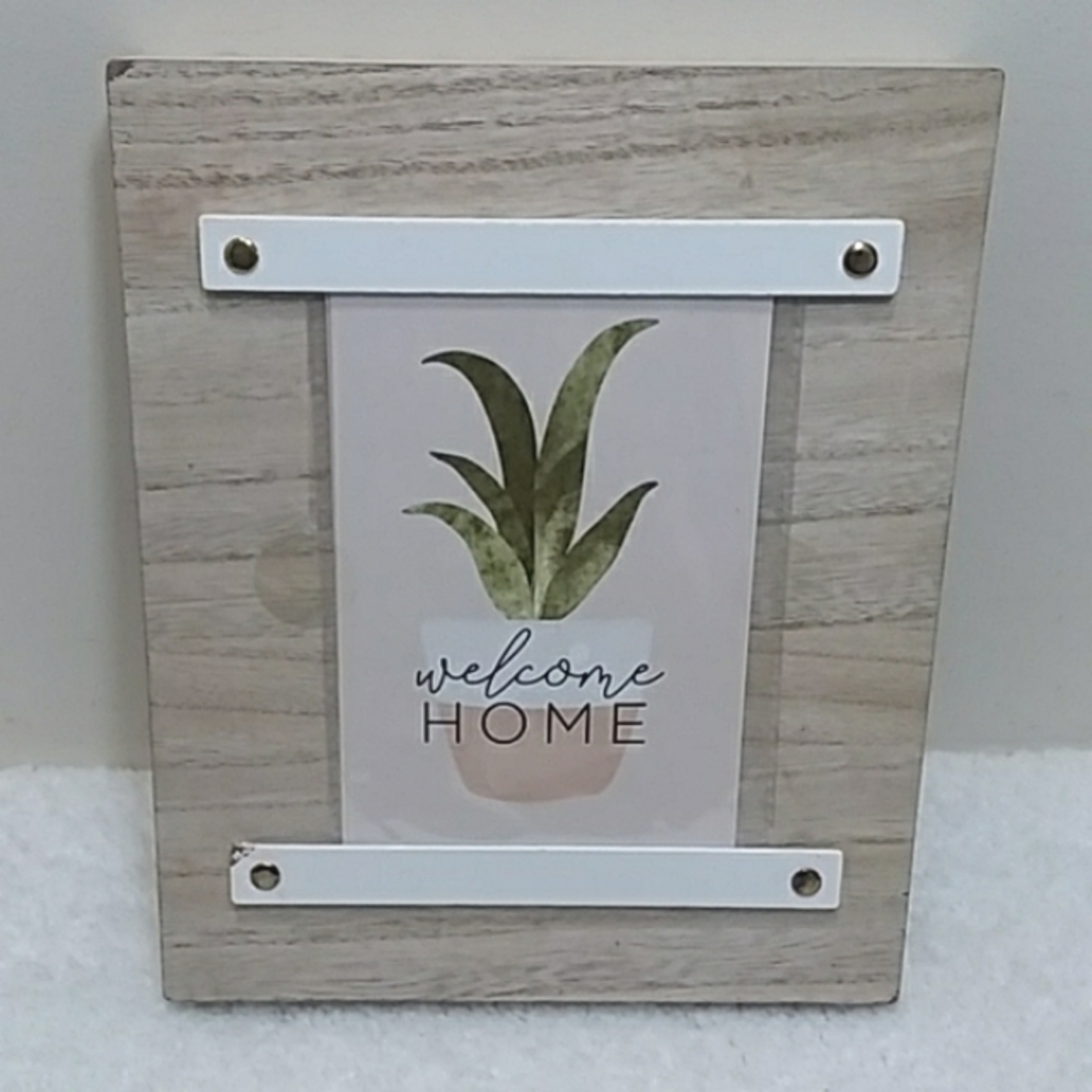 Picture Decor. NEW